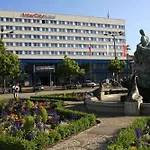 Intercityhotel Отель Шверин