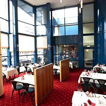 Отель Intercityhotel