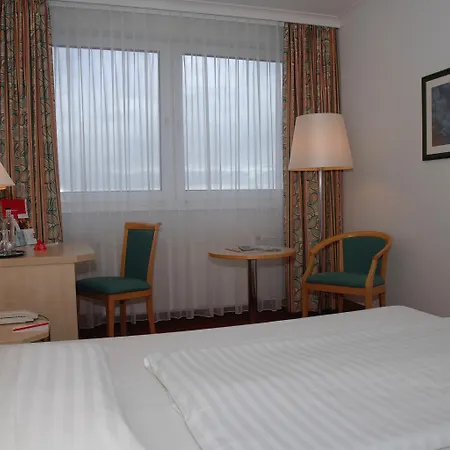 Hotel Intercityhotel 4*