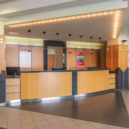 Отель Intercityhotel