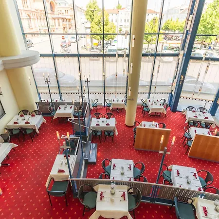 Intercityhotel 4*