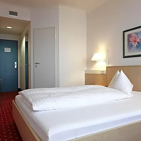 Intercityhotel Hotel 4*