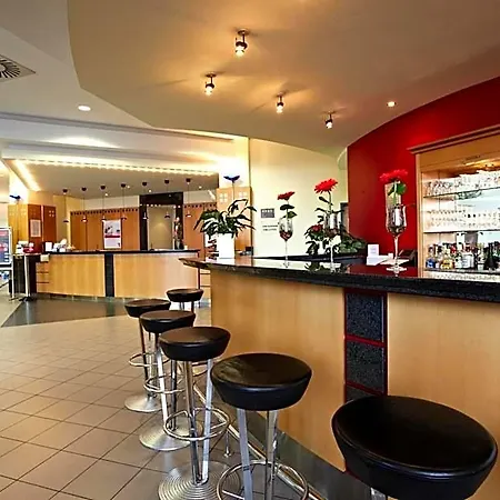 Hotel Intercityhotel 4*