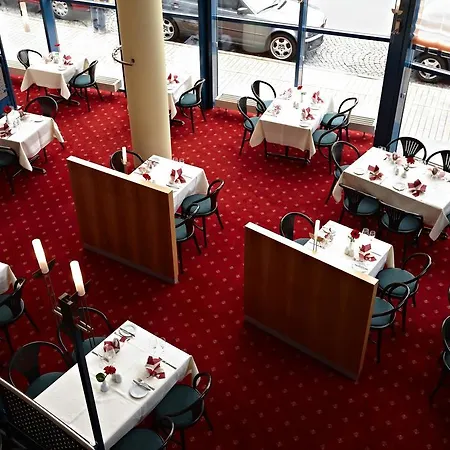 Otel Intercityhotel 4*