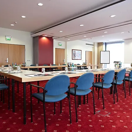 Отель Intercityhotel Шверин
