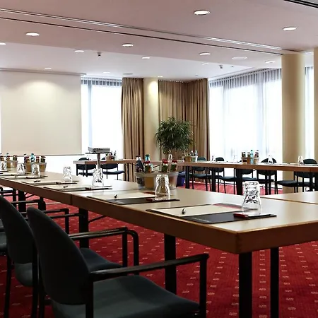 Hotel Intercityhotel 4*