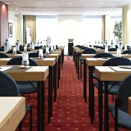 Intercityhotel 4* 슈베린