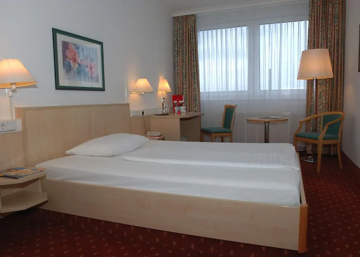 Отель Intercityhotel