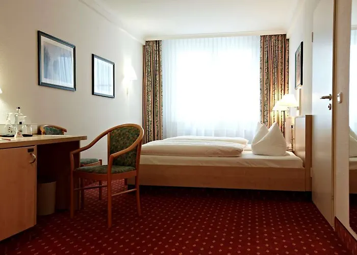 Отель Intercityhotel