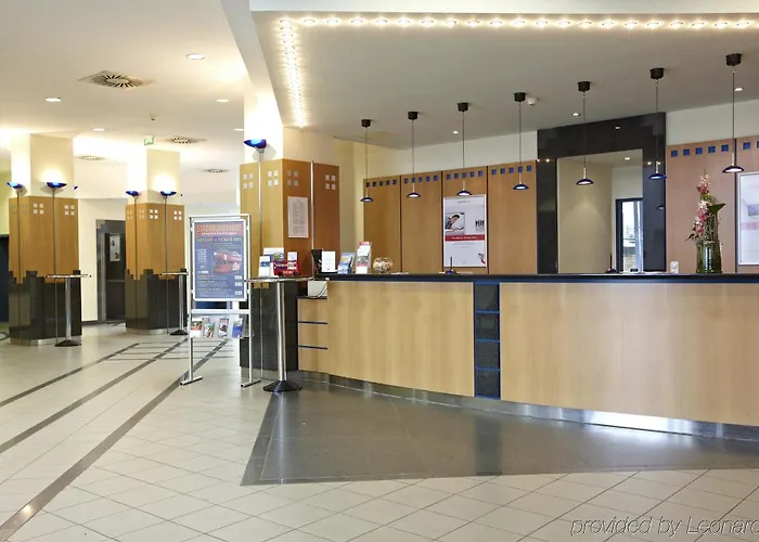 Intercityhotel Отель