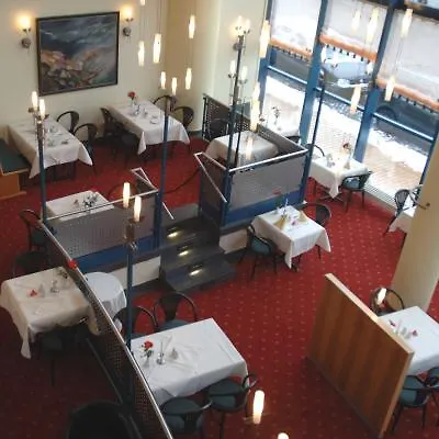 Отель Intercityhotel